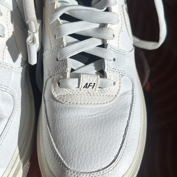 Nike Utility High Sneakers - Picture 12 of 16